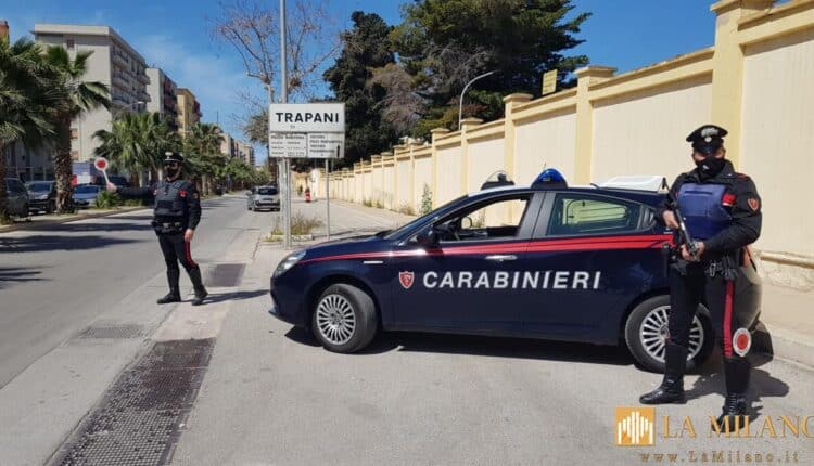 Trapani, investe un carabiniere dopo che non si ferma all'ALT con uno scooter rubato. Arrestato