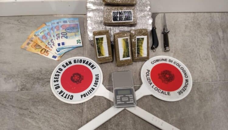 Cologno Monzese, con lo zaino pieno droga pronta allo spaccio: egiziano arrestato dalla Polizia Locale