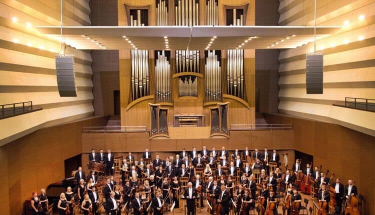 Savona, l'Orchestra Sinfonica di Kharkov venerdì al Teatro Chiabrera. Sabato arrivano Ale&Franz