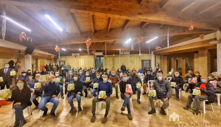 Pesaro, regalati panettoni e salumi ai 170 "Volentieri Volontari"