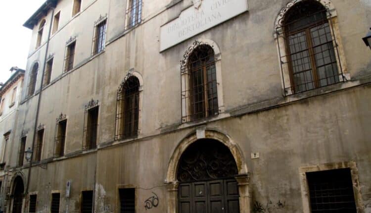 Vicenza, presentato il libro "Natale di Scienza: Storie di scoperte e stupore" di Massimiano Bucchi