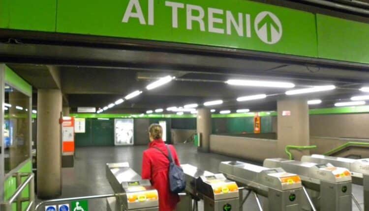 Milano, 47 Daspo Urbani emessi dal Questore per parcheggiatori abusivi e controlli alle fermate dei trasporti pubblici