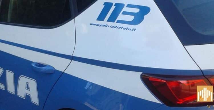 Pescara, aggredita e rapinata nel parcheggio di un supermercato. La Polizia di Stato rintraccia e denuncia i due autori