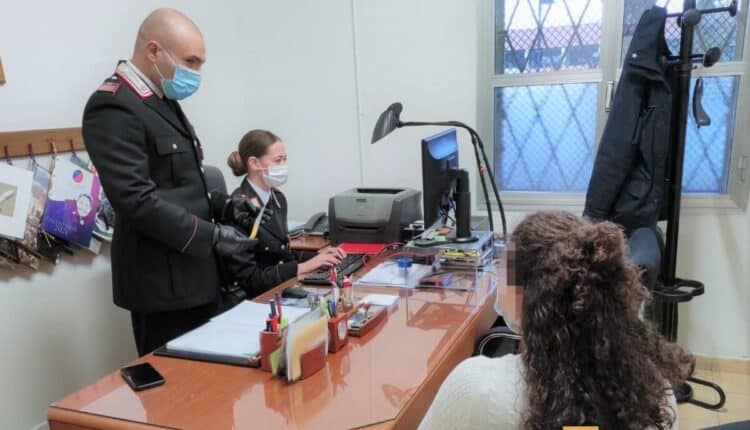 Bologna, si recano fino a pianoro per festeggiare il compleanno dell'amica con 40g di droga