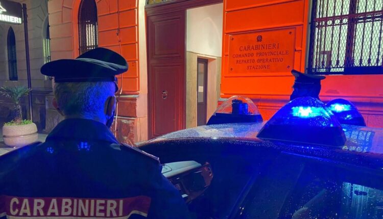 Trapani, 26enne sottoposto a divieto di avvicinamento con braccialetto elettronico
