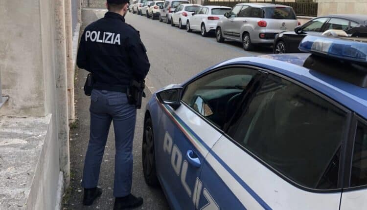Verona, distrae un passante per poi derubarlo: gli agenti delle Volanti arrestano un uomo