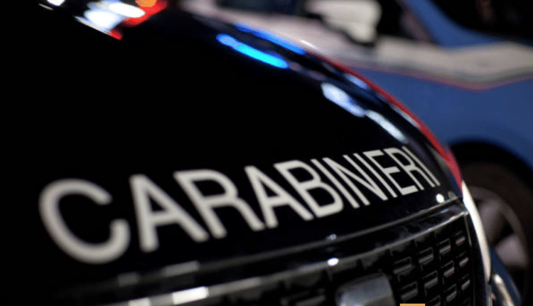 Bologna, titolare e dipendenti di un ristorante sprovvisti di green pass servivano clienti senza mascherina