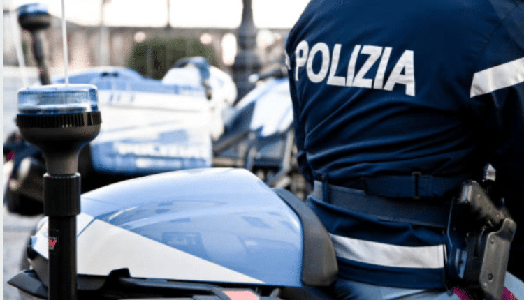 Seregno, tre minorenni rompono un vetro su un treno asportato il martello frangivetro