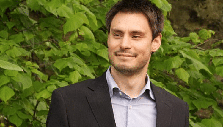 Pesaro, striscione in Piazza del Popolo in ricordo del ricercatore Giulio Regeni