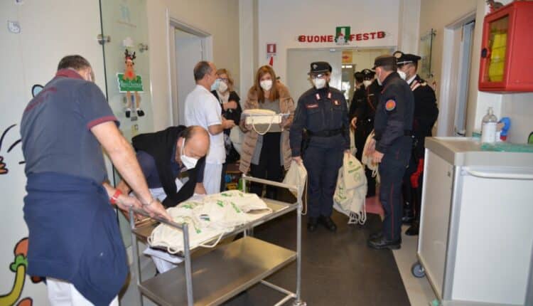 Roma, speranza e natura negli ospedali pediatrici con i Carabinieri Forestali