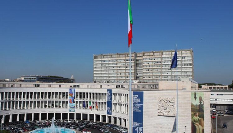 INPS, assegno unico e universale: la procedura per la presentazione delle domande