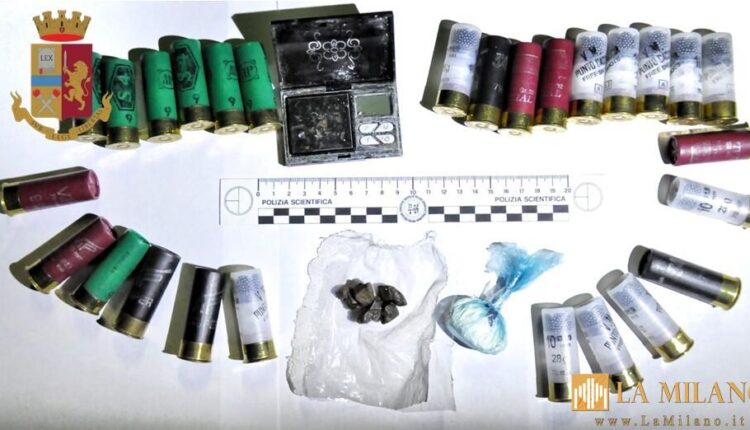 Taranto, hashish e munizioni nascosti in un casolare: due arrestati