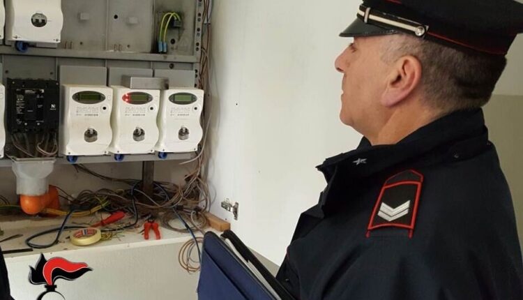 Trapani, furto di energia elettrica: 5 denunciati dai Carabinieri