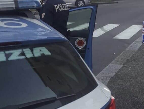 Verona, gravato da un ordine di carcerazione, fugge all’alt della Polizia