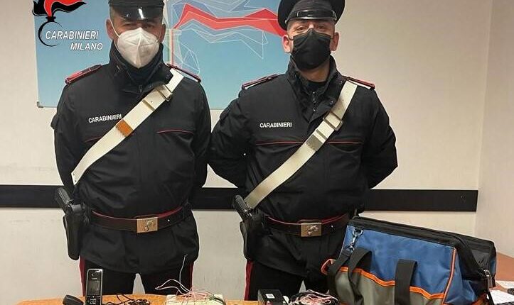 Milano, carabinieri arrestano due truffatori a Dairago