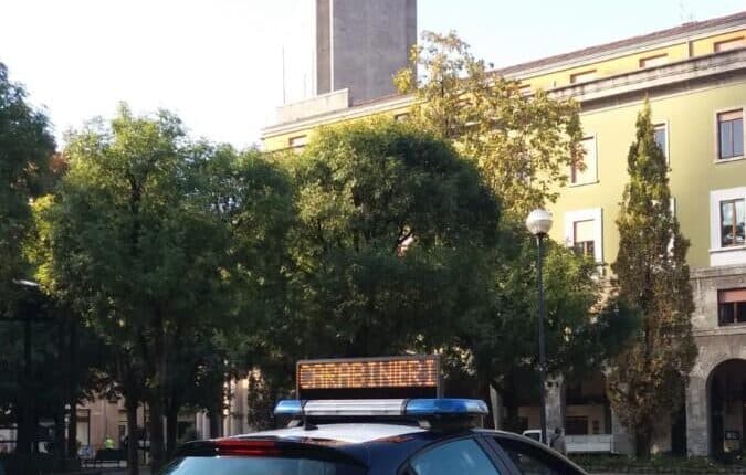 Cremona, arrestato l'uomo che ad ottobre aveva aggredito più volte un barista, le dipendenti del locale e alcuni passanti