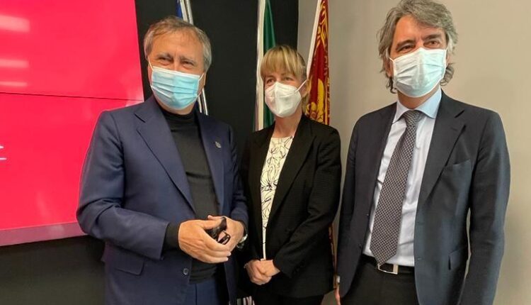 Verona e Venezia, per la prima volta parte la sperimentazione di unico biglietto su mezzi pubblici per raggiungere le due città