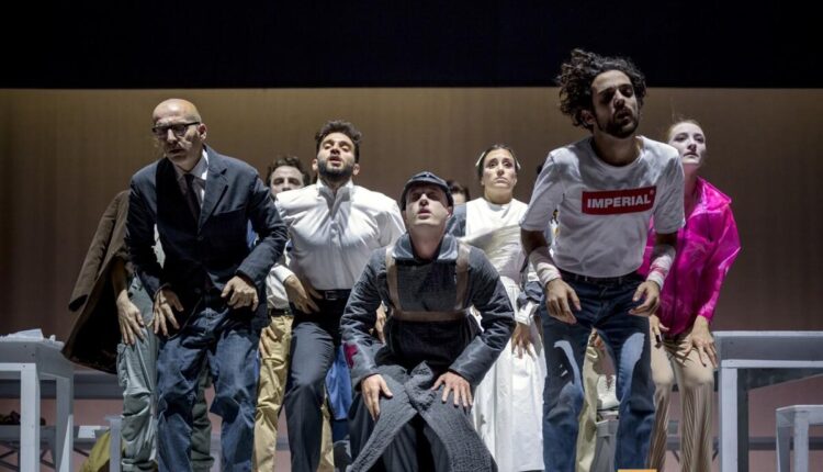 Modena, in scena al Teatro Storchi la prima tappa 