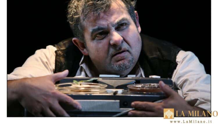 Milano, Cauteruccio rientra nei panni del vecchio scrittore fallito Krapp al teatro Oscar