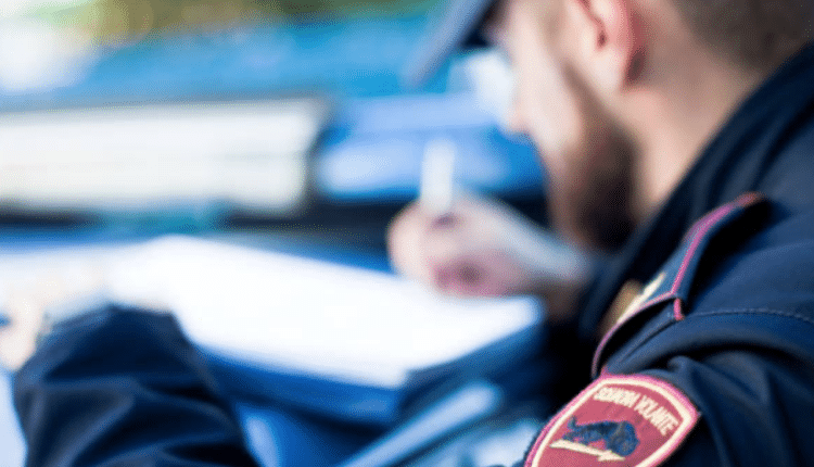 Foggia, individuati i responsabili dell'esplosione di un ordigno artigianale che ha causato il danneggiamento di un locale