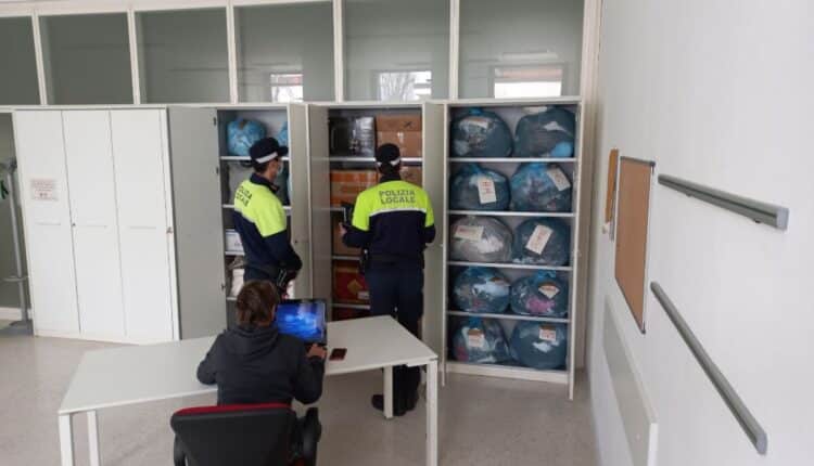 Trento, la Polizia Locale recupera 15mila euro di merce rubata nei negozi del centro