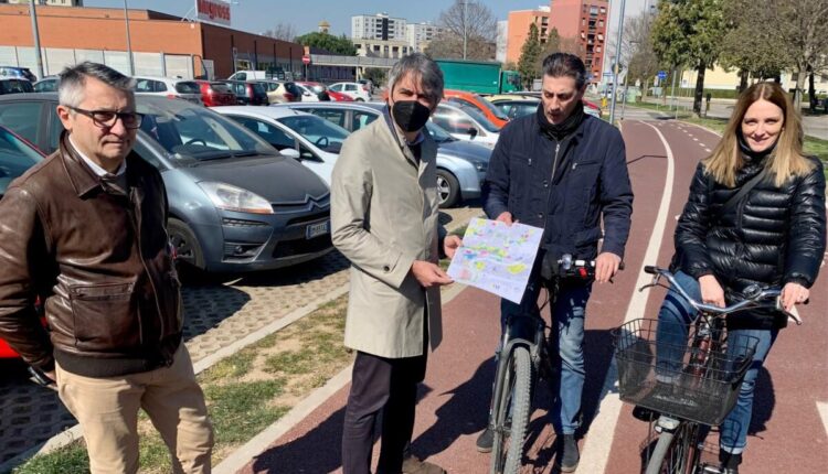 Verona, nuova pista ciclabile Caval-San Zeno. Completato l'anello che collega i due quartieri al centro. Intatti gli alberi di via Emo