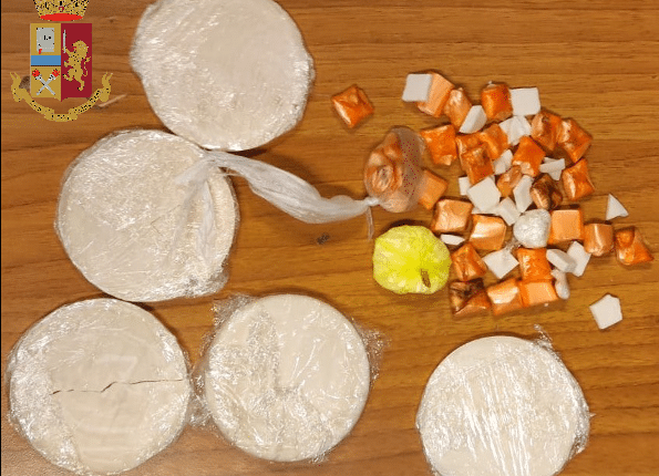 Torino, scelgono il supermercato come punto vendita: arrestati dagli agenti del Commissariato due pusher