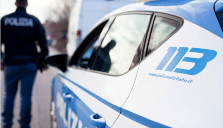 Napoli, 27enne con precedenti tenta di rubare dei dipinti dalla chiesa di Santa Caterina a Formiello