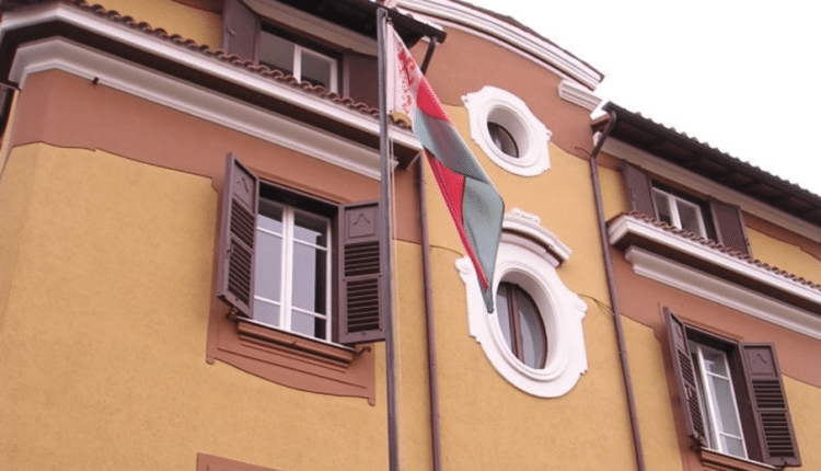Roma, grosso petardo all'interno dell'Ambasciata Bielorussa lanciato da ignoti