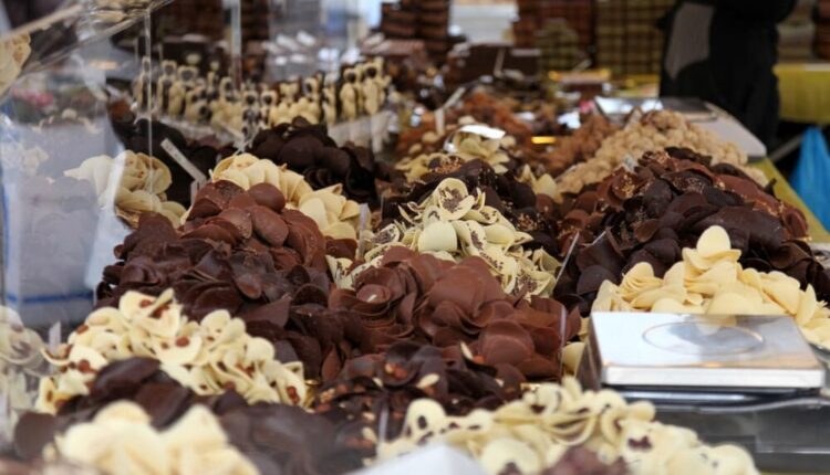 Trento, ART & CIOCC® Il Tour dei Cioccolatieri - VI edizione dal 25 al 27 marzo in Piazza Fiera a TRENTO.