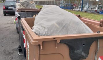 Librino (Catania), denunciato il conducente di un autocarro che gettava rifiuti speciali nei cassonetti 