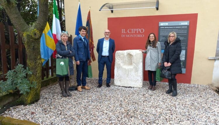 Verona, il Cippo di Montorio esposto alla biblioteca civica.