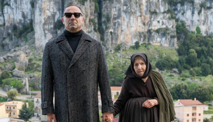 Milano, Triennale di Milano: apre domani al pubblico la mostra Marcello Maloberti "MARTELLATE"