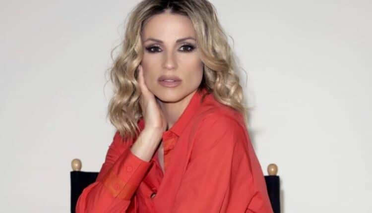 Striscia la notizia: da lunedì 21 marzo Michele Hunziker torna per il 7° anno insieme a Gerry Scotti 