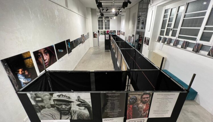 Milano, la mostra “Sul Sentiero del Bene”, si è conclusa, raccolti i primi fondi