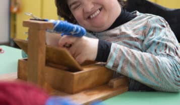 Osimo, Lega del Filo D'Oro, open call per partecipare allo Yarn Bombing