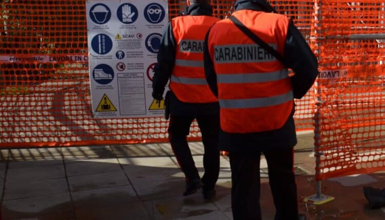 Carbonia, lavoro nero nel cantiere privato: multa da €7.500
