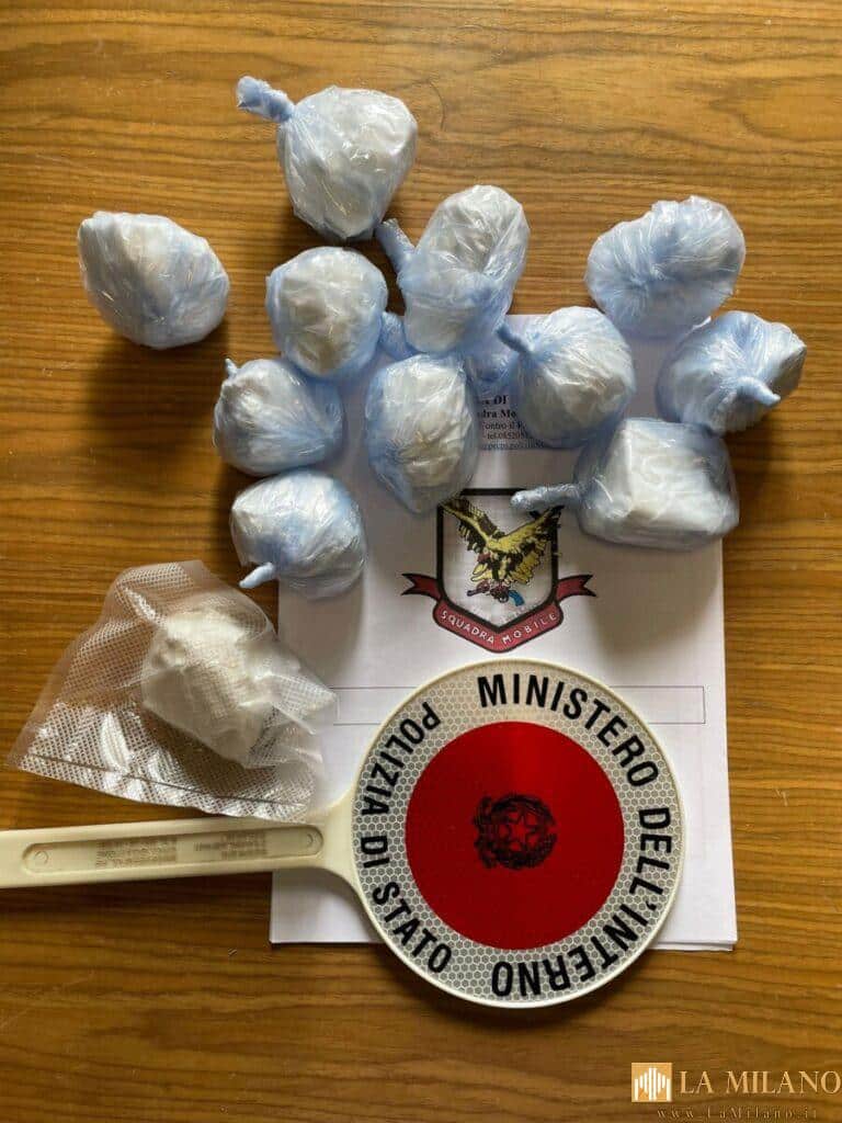 Pescara, cercano armi, trovano la cocaina: pusher arrestato