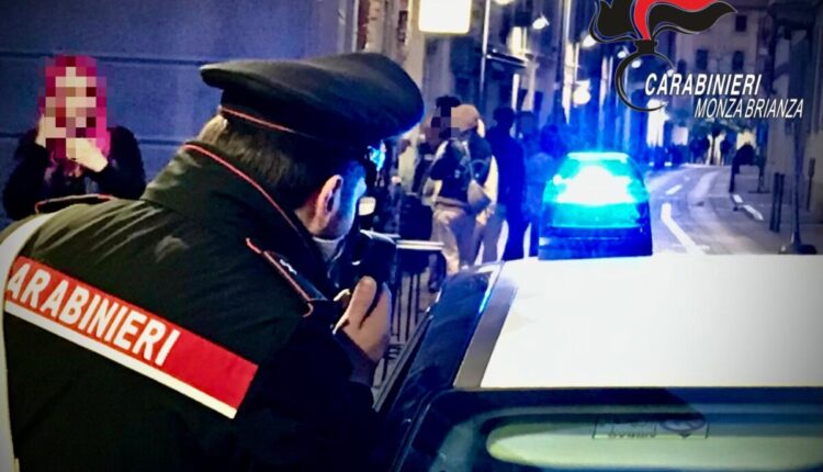 Seregno, atti osceni davanti a due 12enni: denunciato