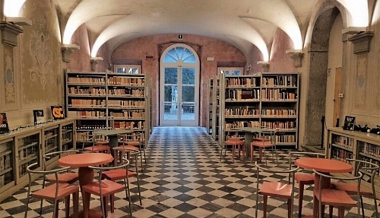 Livorno, i registi e fratelli Manetti ospiti a Villa Maria