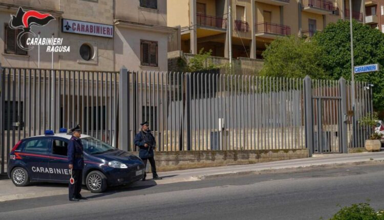Modica, accoltellamento nel campo di ortaggi: 27enne arrestato per tentato omicidio