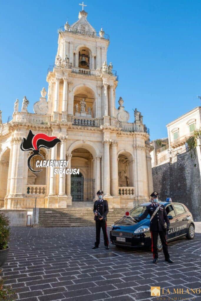 Siracusa, stalker vandalizza auto della ex moglie: arrestato