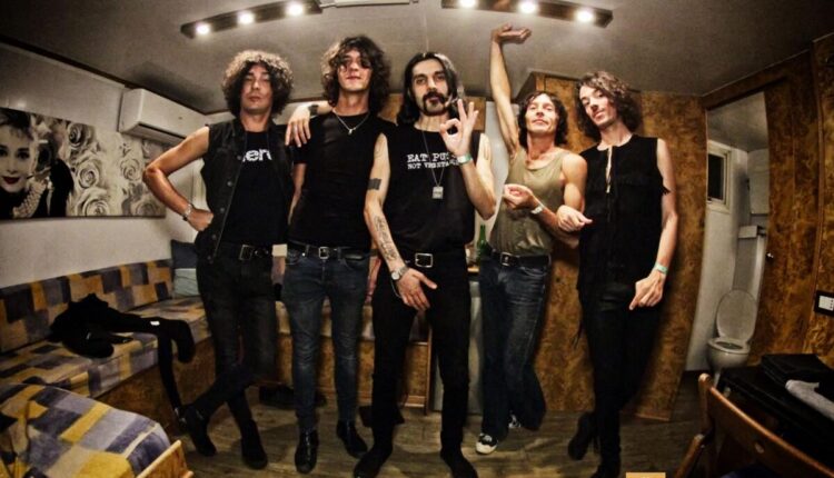 Roma, "Caro Fottutissimo Amico" esce il 13 aprile