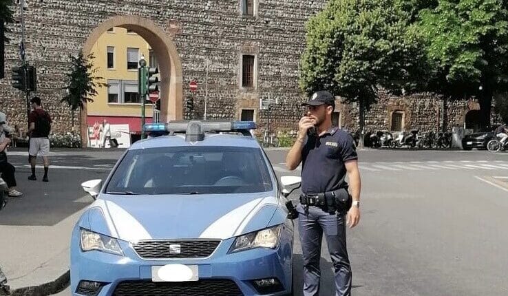 Verona, sale sul bus e schiaffeggia un passeggero