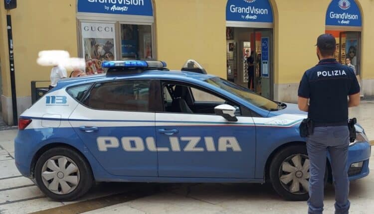 Verona, tentato furto all’interno del negozio Grandvision di via Mazzini