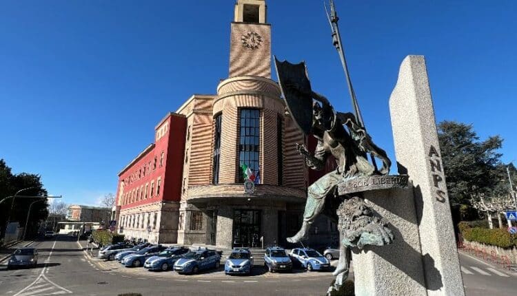 Gallarate (Varese), maltratta da anni la moglie: arrestato pakistano 34enne