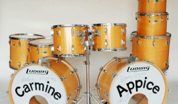 Milano, La casa de Rock per la prima volta sul palco