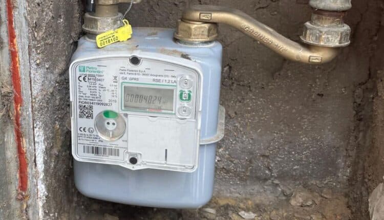 Pescara, manomettono il misuratore del consumo di gas metano.