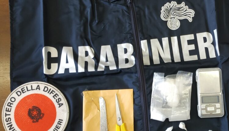 Modica, donna trovata in possesso di cocaina, arrestata