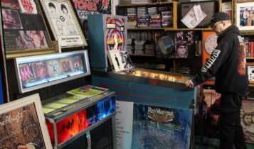 Milano, La casa de Rock per la prima volta sul palco